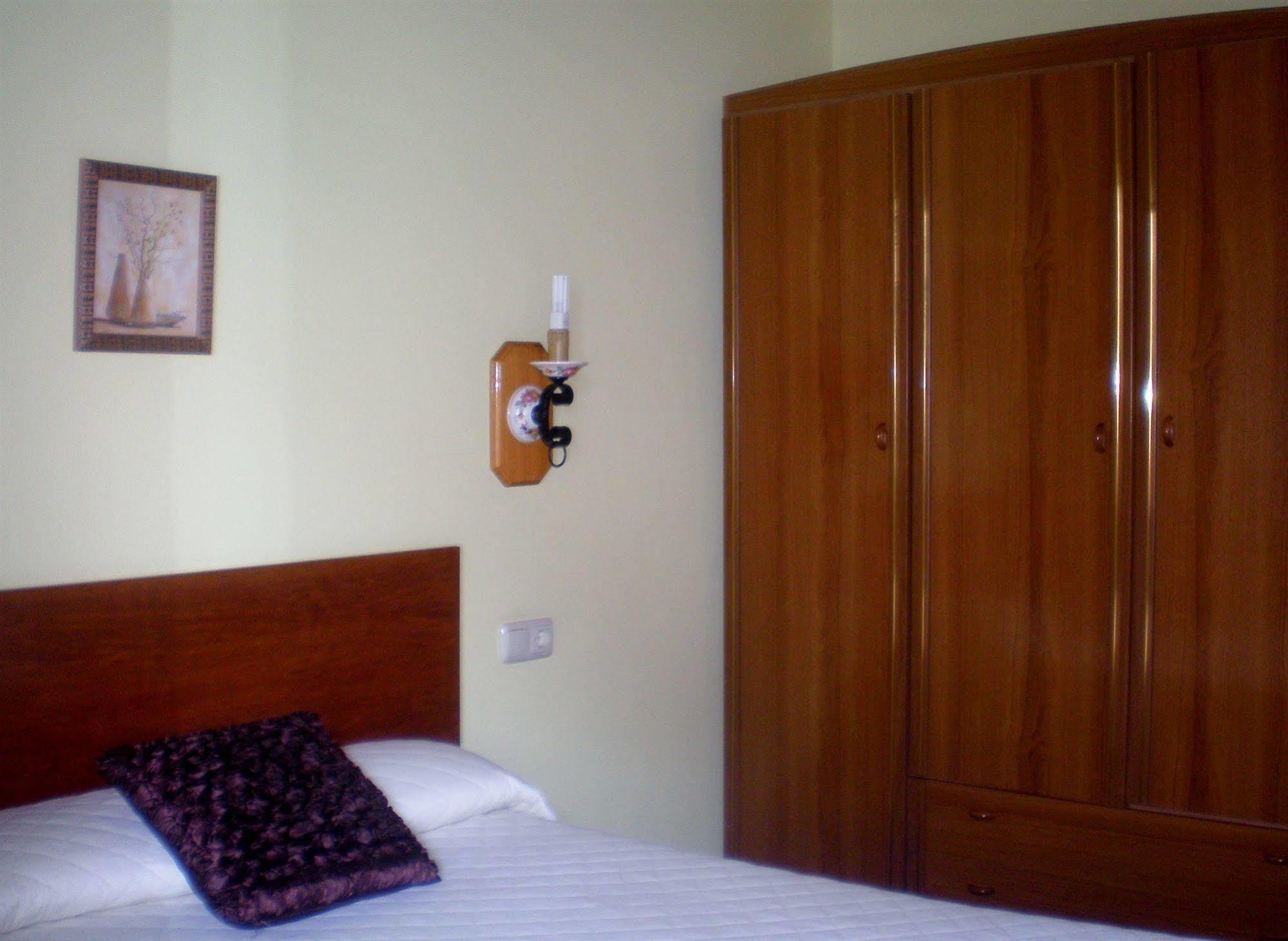 Pension Gure Ametsa Ирун Экстерьер фото