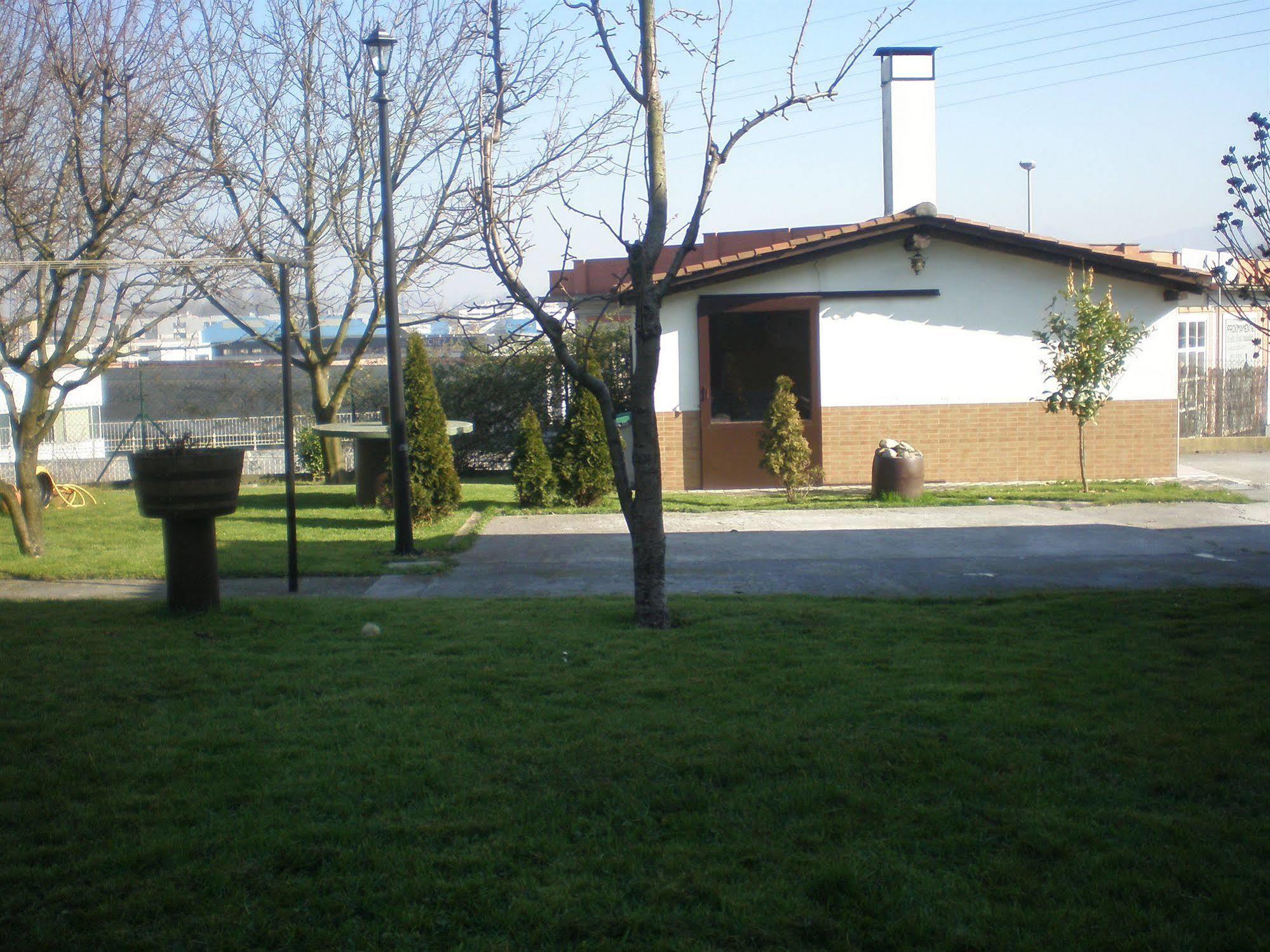 Pension Gure Ametsa Ирун Экстерьер фото