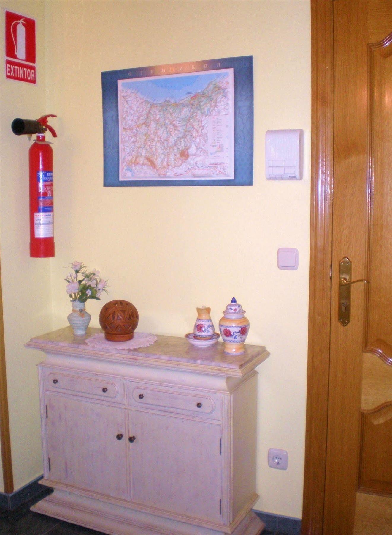 Pension Gure Ametsa Ирун Экстерьер фото