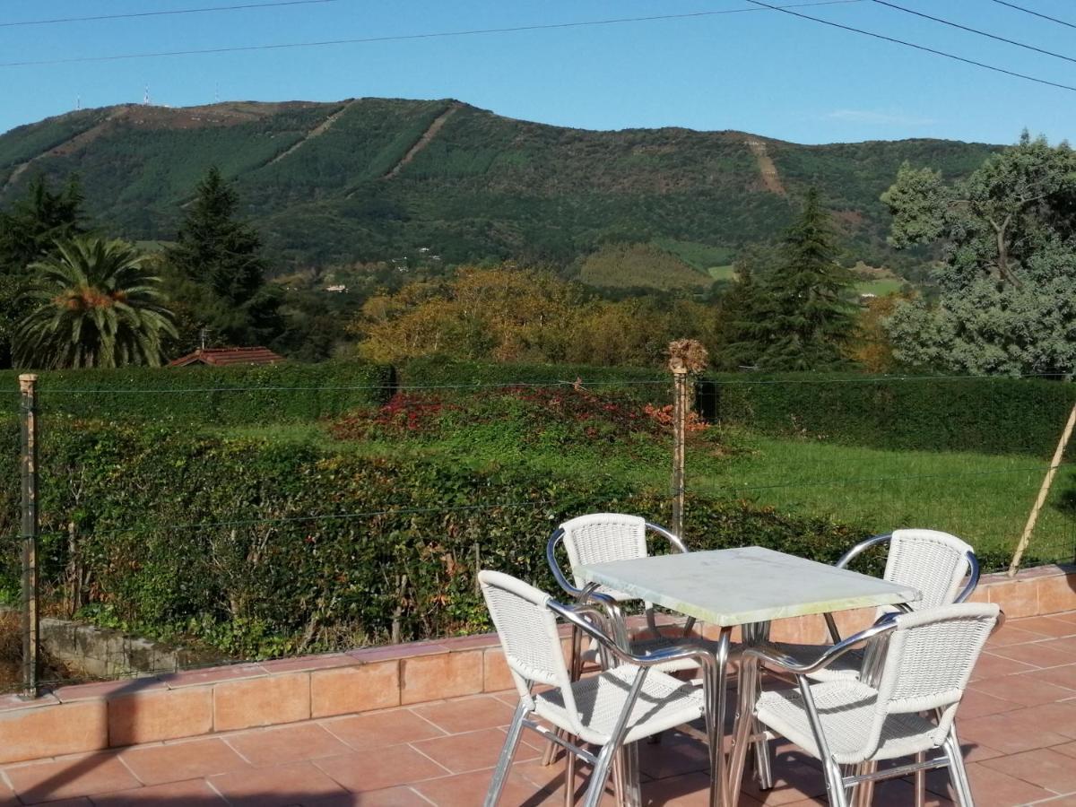 Pension Gure Ametsa Ирун Экстерьер фото